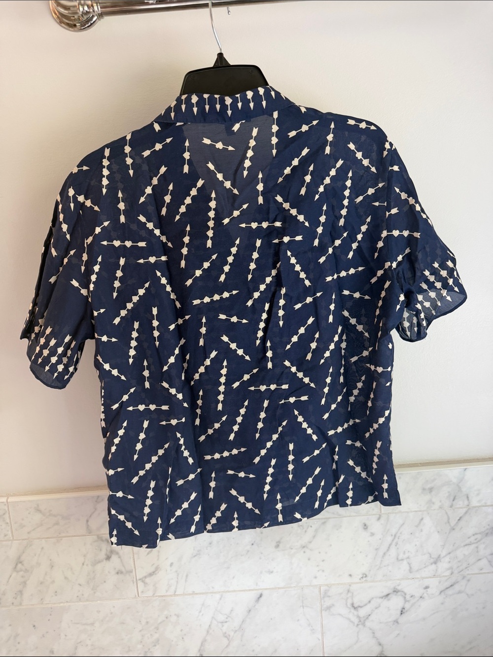 Alex Mill Navy and White Short-Sleeve Button-Down Shirt - Picture 4 of 5